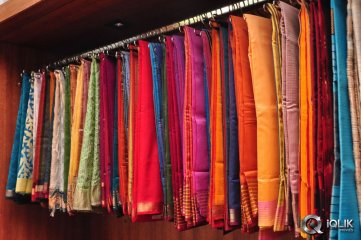 Tanusha launches Shrujan Hand Embroidered Exhibition